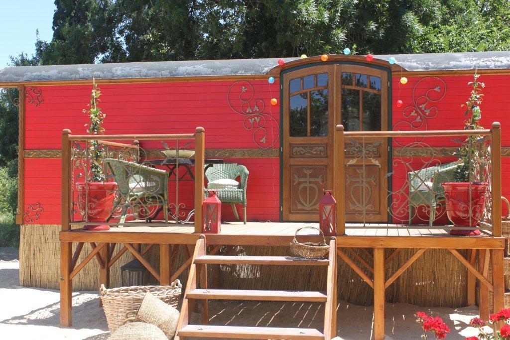 La Roulotte "Les Saintes" Bed & Breakfast Exterior foto